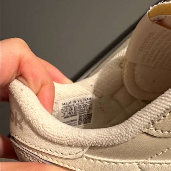 Reebok x Maison Margiela Classic Leather Sneaker (Women) - Picture 5 of 5